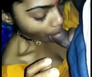 Meine Desi hot bhabhi sucking..
